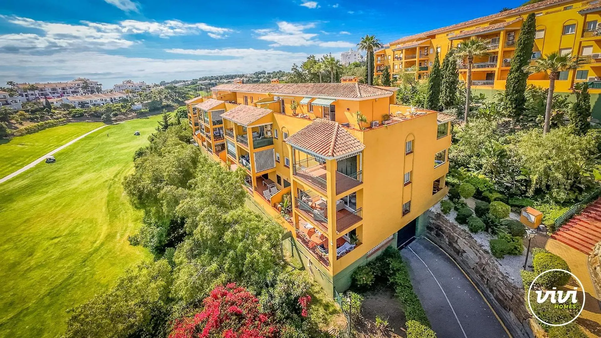 דירה לה קאלה דה מיחאס Vivi Homes - Girasol Pool, Golf, View & Terrace