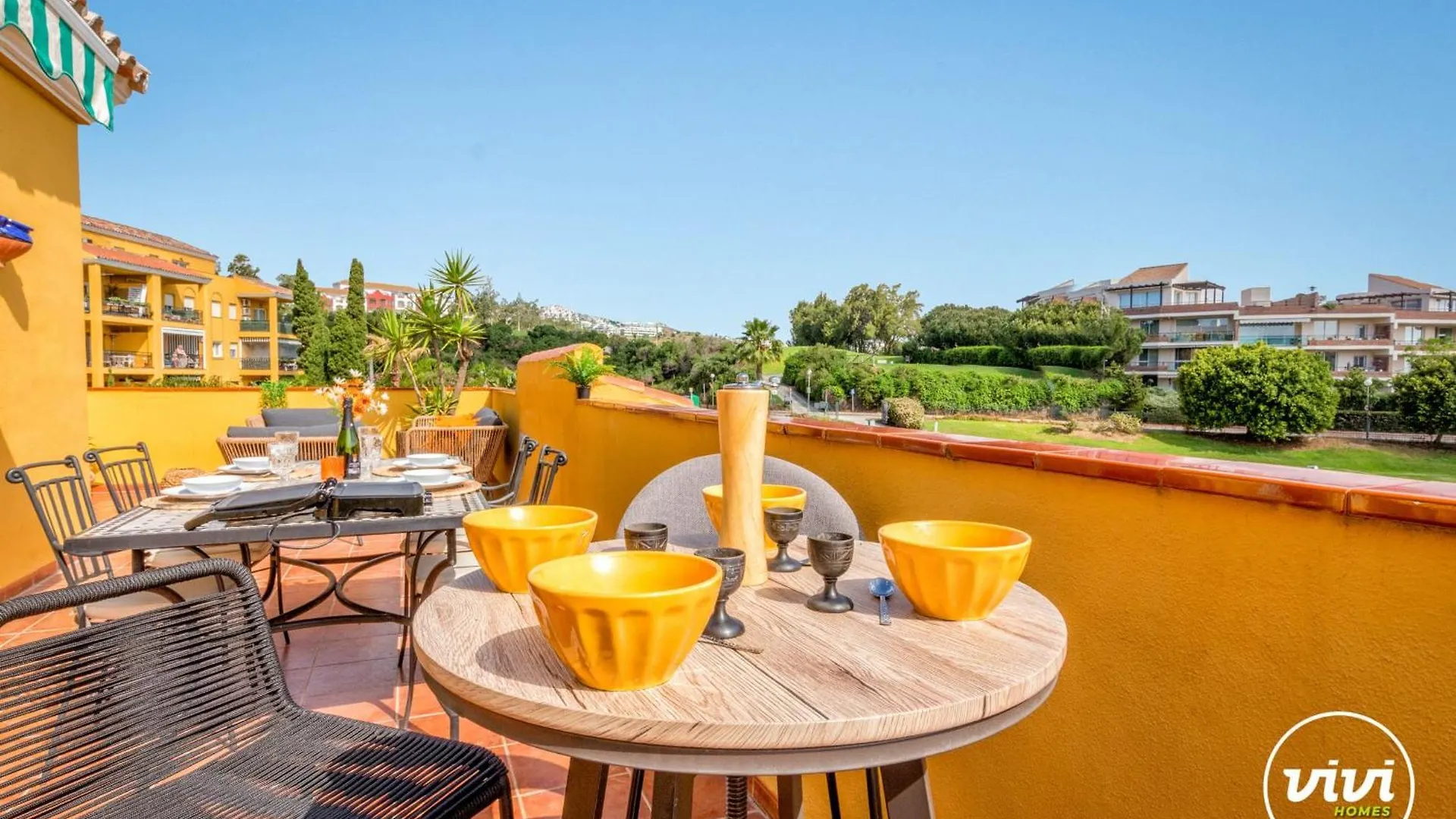 לה קאלה דה מיחאס Vivi Homes - Girasol Pool, Golf, View & Terrace ספרד